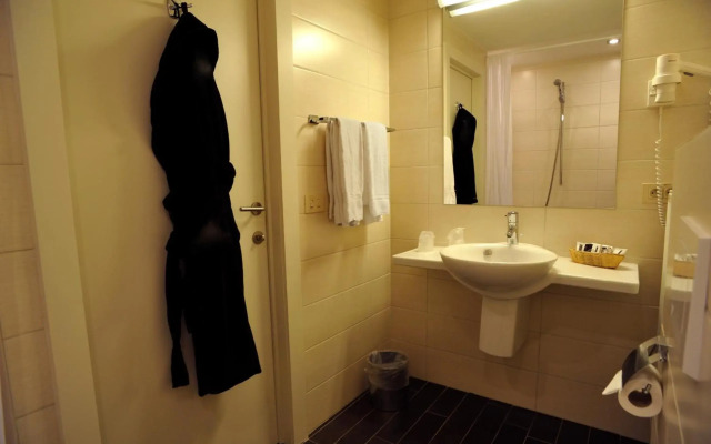 Flanders Hotel