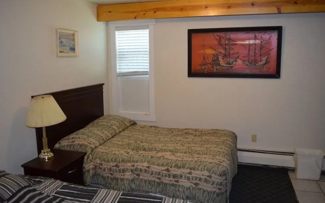 Brookside Inn