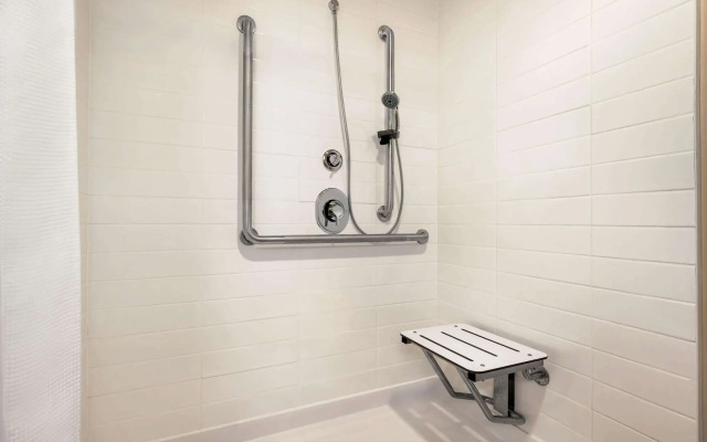 Microtel Inn & Suites by Wyndham Aurora