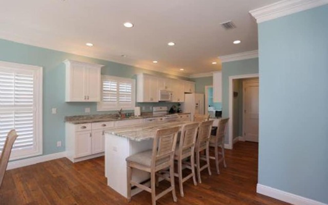 Treasure Road Apartment 4 Bedroom