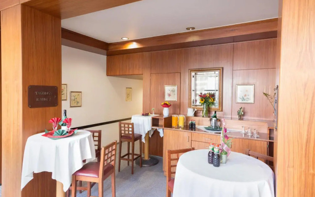 Best Living Hotel Arotel
