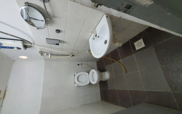 OYO 90202 Hotel Alam Jaya