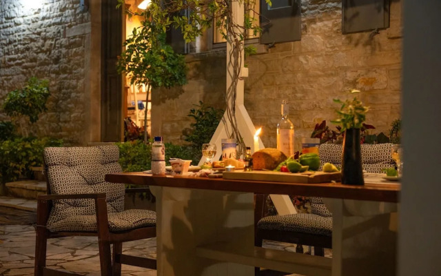 Georgina House in Velianitatika