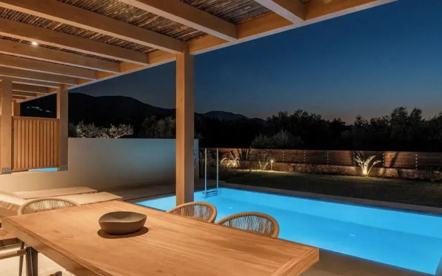 Lakka Suites