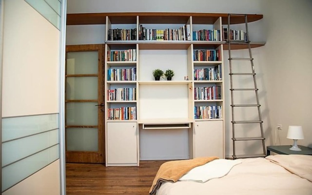 Magical 2BR Beach Bauhaus Stylish Nest