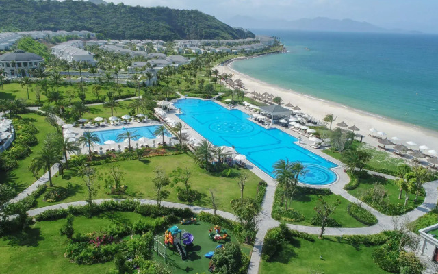 Vinpearl Golf Land Resort & Villas