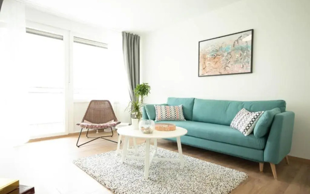 Hendrix Bridge Apartment 2
