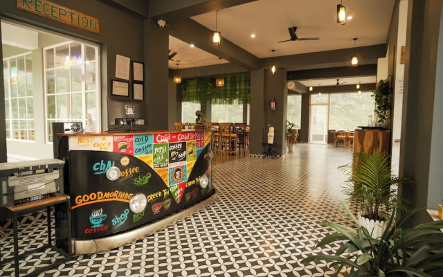 Hotel Alchemy Bistro & Inn