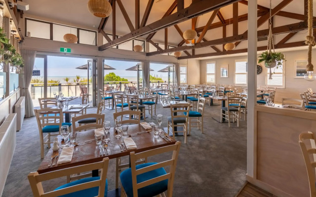 Beachfront Hotel