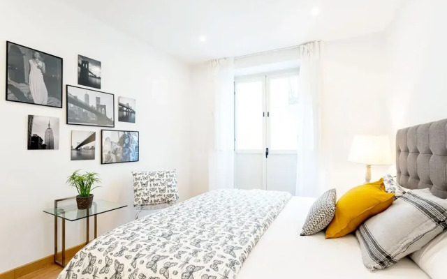 Modern Apartment in Prime Location. Marín García III