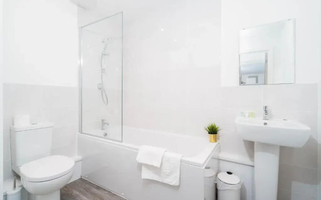 Luxury Apartment - Parking - Twin Beds - Top Rated - Selly Oak