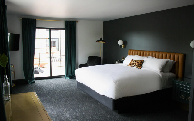 The Inn Hotel Lake Okoboji, an Ascend Collection Hotel