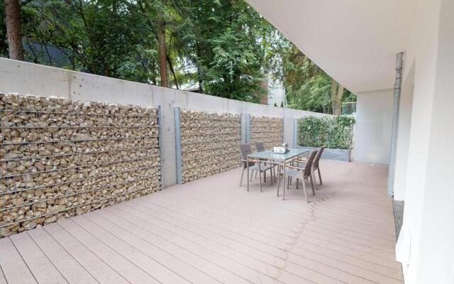 White Pearl Apartment 0.05