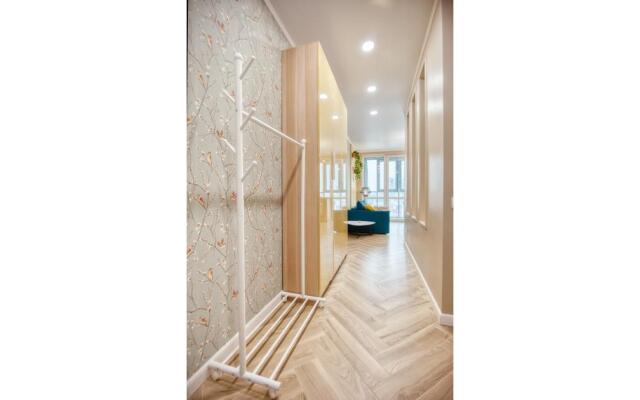 Elhome (Elhome) on Novo-Sadovaya street 106G