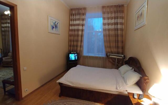 One bedroom. 11 Pushkinska str. Centre of Kiev