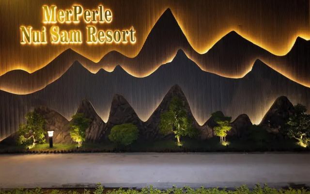 Merperle Nui Sam Resort