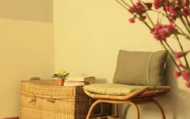 Manyi Boutique House