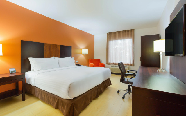 Holiday Inn Express San Jose Forum by IHG