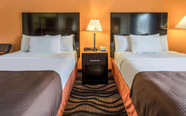 AmericInn by Wyndham Streator