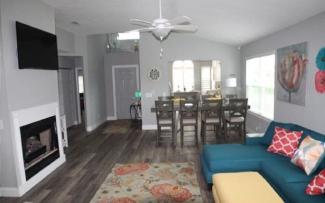 Sunset Harbor 3 Bedroom Home by Redawning