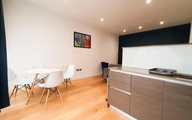 Heathrow Central Apartments By Mysquare
