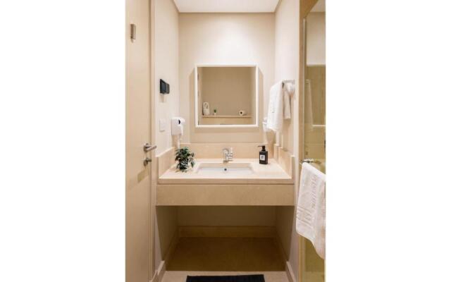 Stark & Sunny 1bdr Mangroovy Free Beach & Pool Access