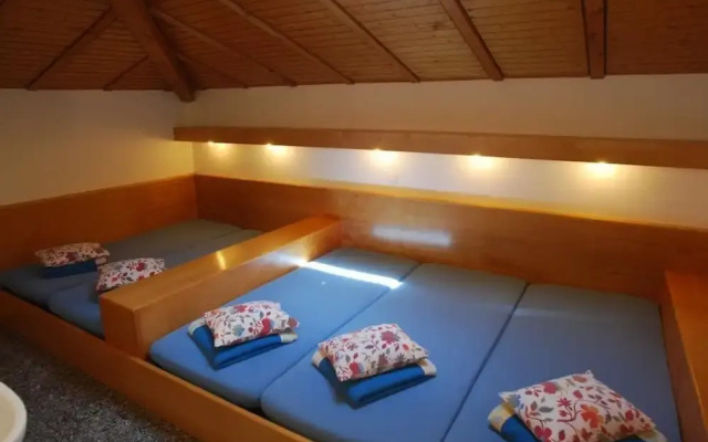 Hotel & Hostel Montarina