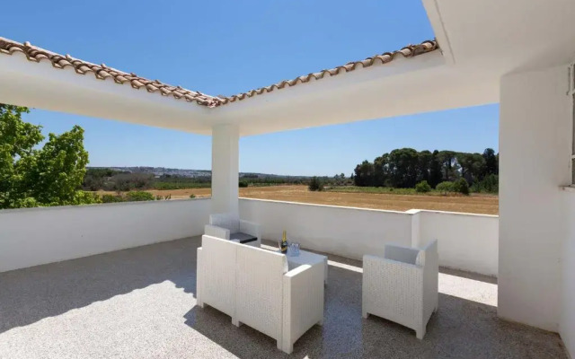 Villa dei Primi by BarbarHouse