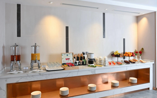 Clarion Hotel Jeddah Airport