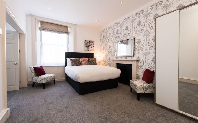 Royal Princes Suites