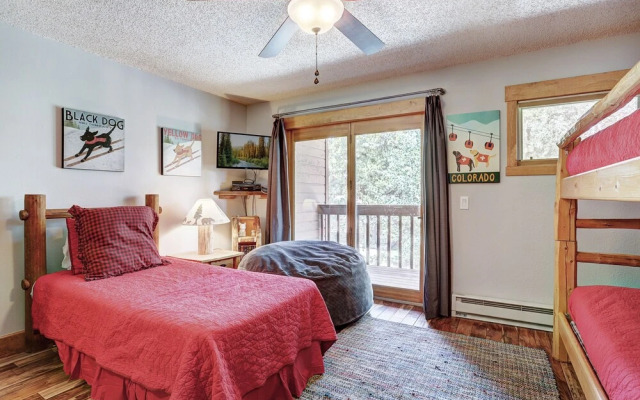 Sophie's Chalet 3 Bedroom Townhouse by RedAwning