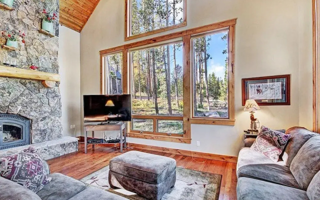 Silver Circle Chalet by RedAwning