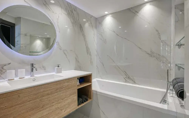 Luxury Flat With Balcony - 2br/6p - Cannes