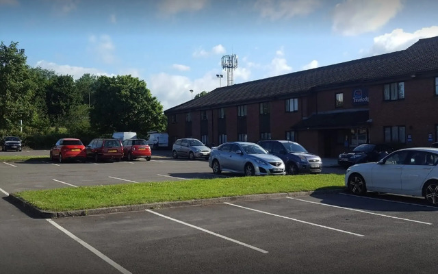 Travelodge Bristol Severn View M48