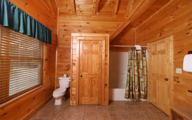 Echoes of Eden - Four Bedroom Cabin