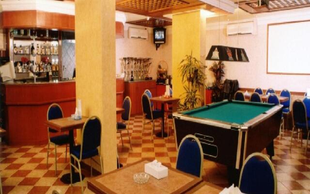 Awal Hotel