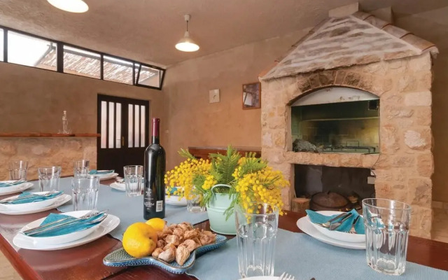 Awesome Home in Omis With Wifi and 6 Bedrooms