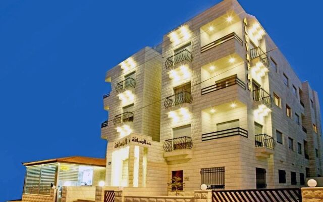 Al Dyafah Furnished Apartments