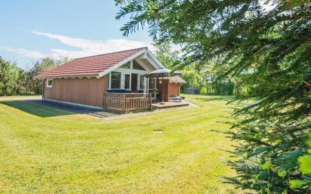 6 Person Holiday Home in Hemmet
