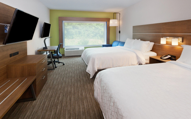 Holiday Inn Express & Suites Fayetteville by IHG