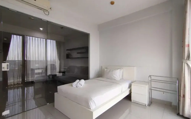 Nice And Comfy 1Br At Dago Suites Apartment