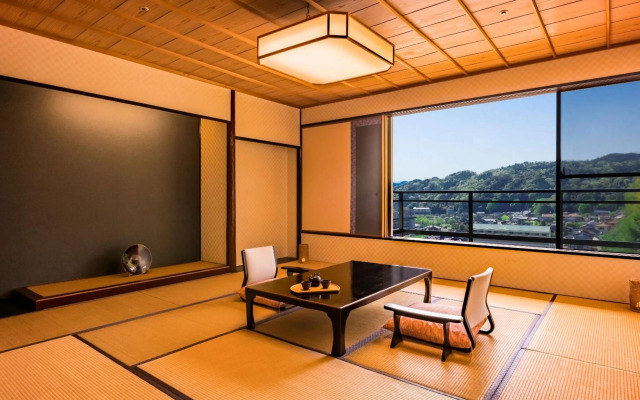 Ooedo Onsen Monogatari Premium Saiki Bekkan