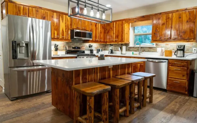 Ouray RV Park & Cabins