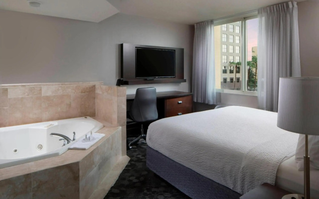 Courtyard by Marriott Miami Dadeland