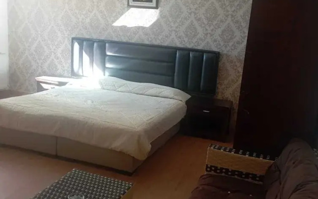 Seleen Hotel Suites