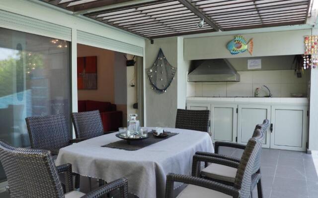 Deluxe 3BD Pool Villa in Chrousso beach Paliouri