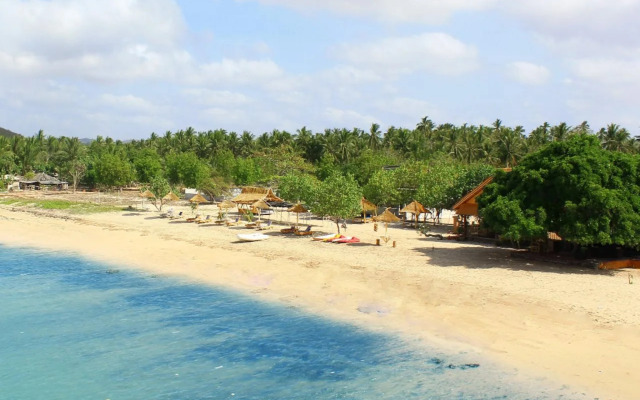 Bumbangku Beach Cottage