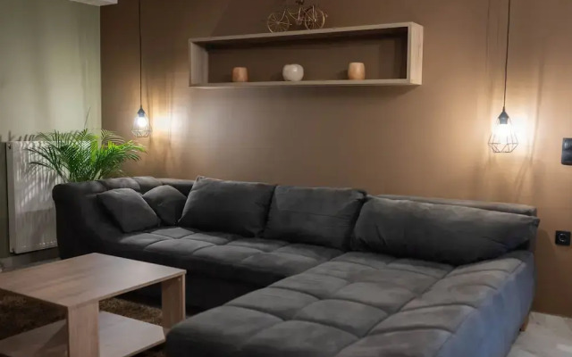 Aurora Breeze Trikala Town