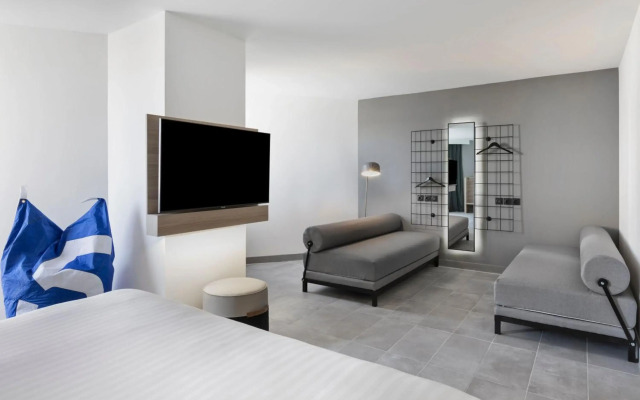Moxy La Ciotat