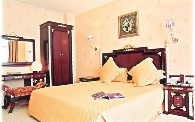 Wuhan Asia Hotel